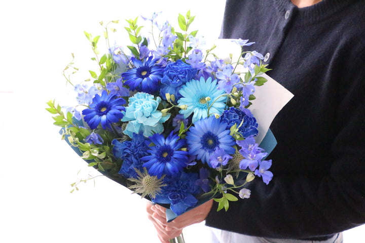 水色・青・白の花束 9,000円