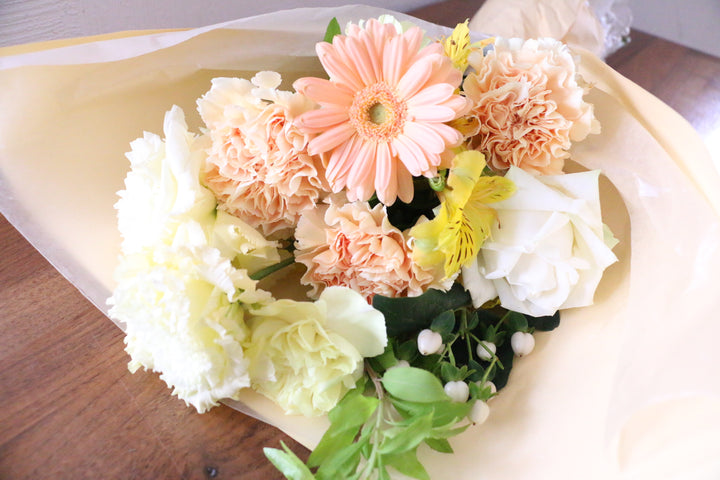 黄色・オレンジの花束　4,000円サイズ