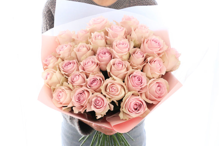 29本のピンク色のバラの花束-永遠に愛してる