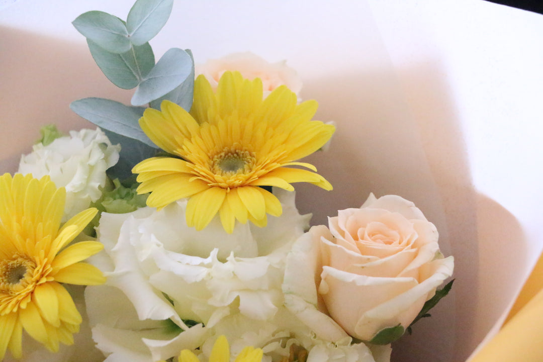 黄色ガーベラ入りの花束 Sサイズ 3,000円