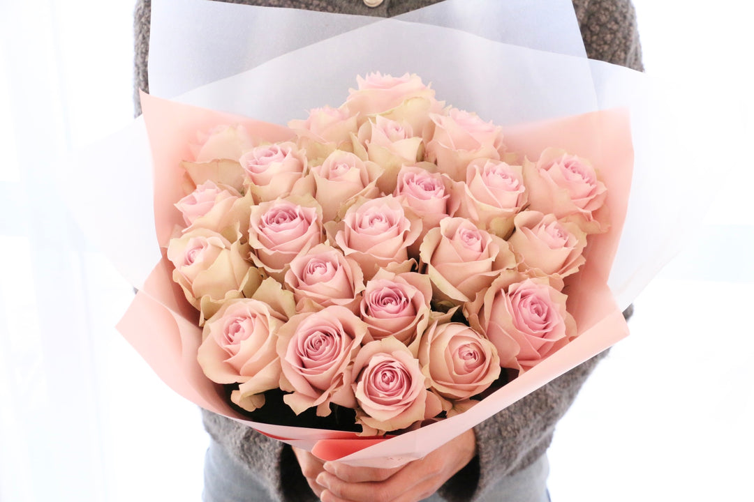 23本のピンク色のバラの花束-あなたと一緒にいたい