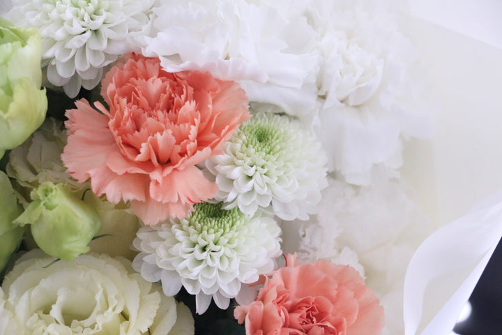 【供花】白色・黄色・オレンジ色のお供え花束 7,000円