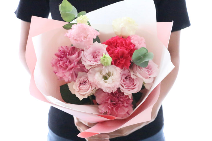 ピンク色バラ入りの花束 Sサイズ 5,000円