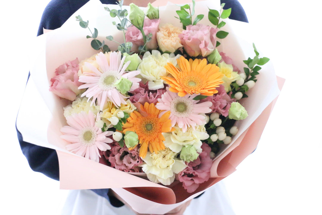 ピンク・黄色の花束  9,000円