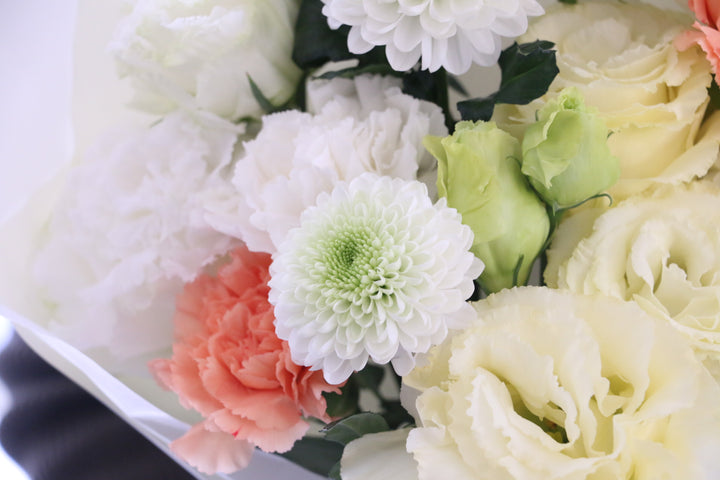 【供花】白色・黄色・オレンジ色のお供え花束 5,000円