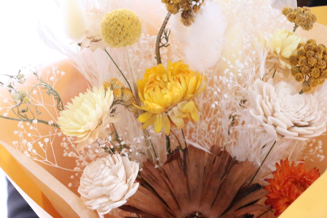 黄色のドライフラワーの花束 Sサイズ　3,000円