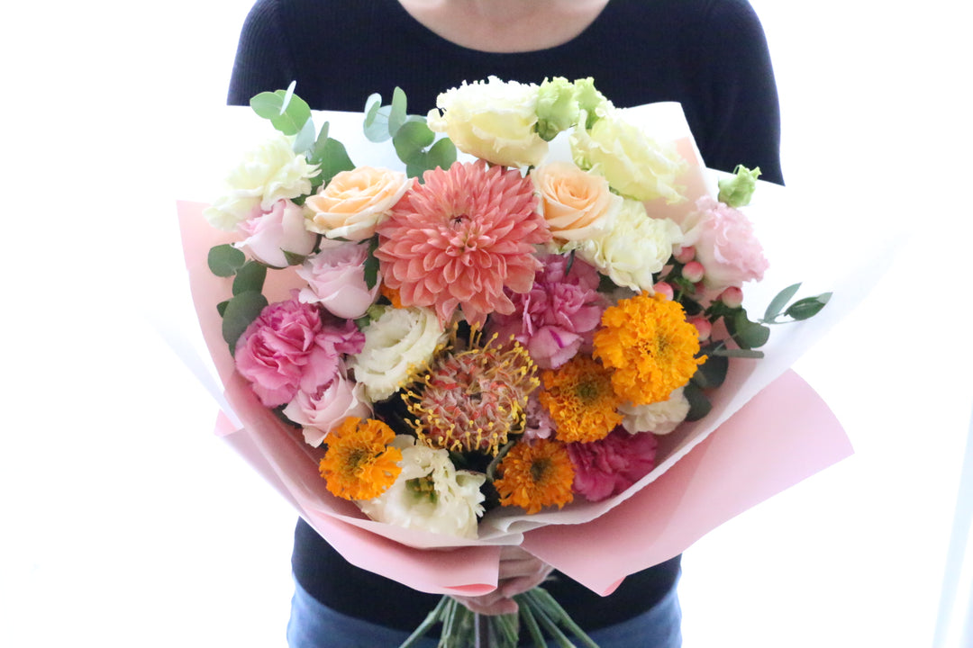 ピンク・黄色の花束  12,000円