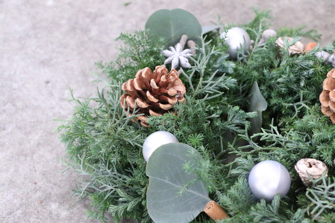 フレッシュクリスマスリース 生花 シルバー Sサイズ