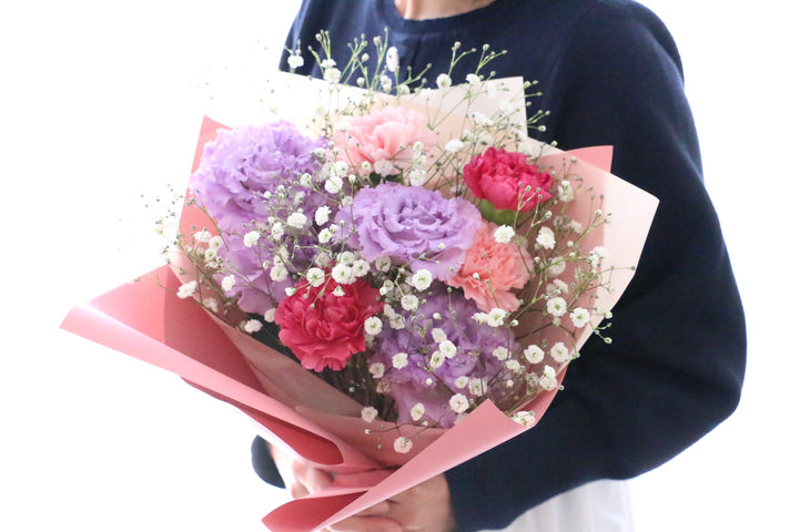 カスミソウ入り紫・ピンクの花束 3,500円