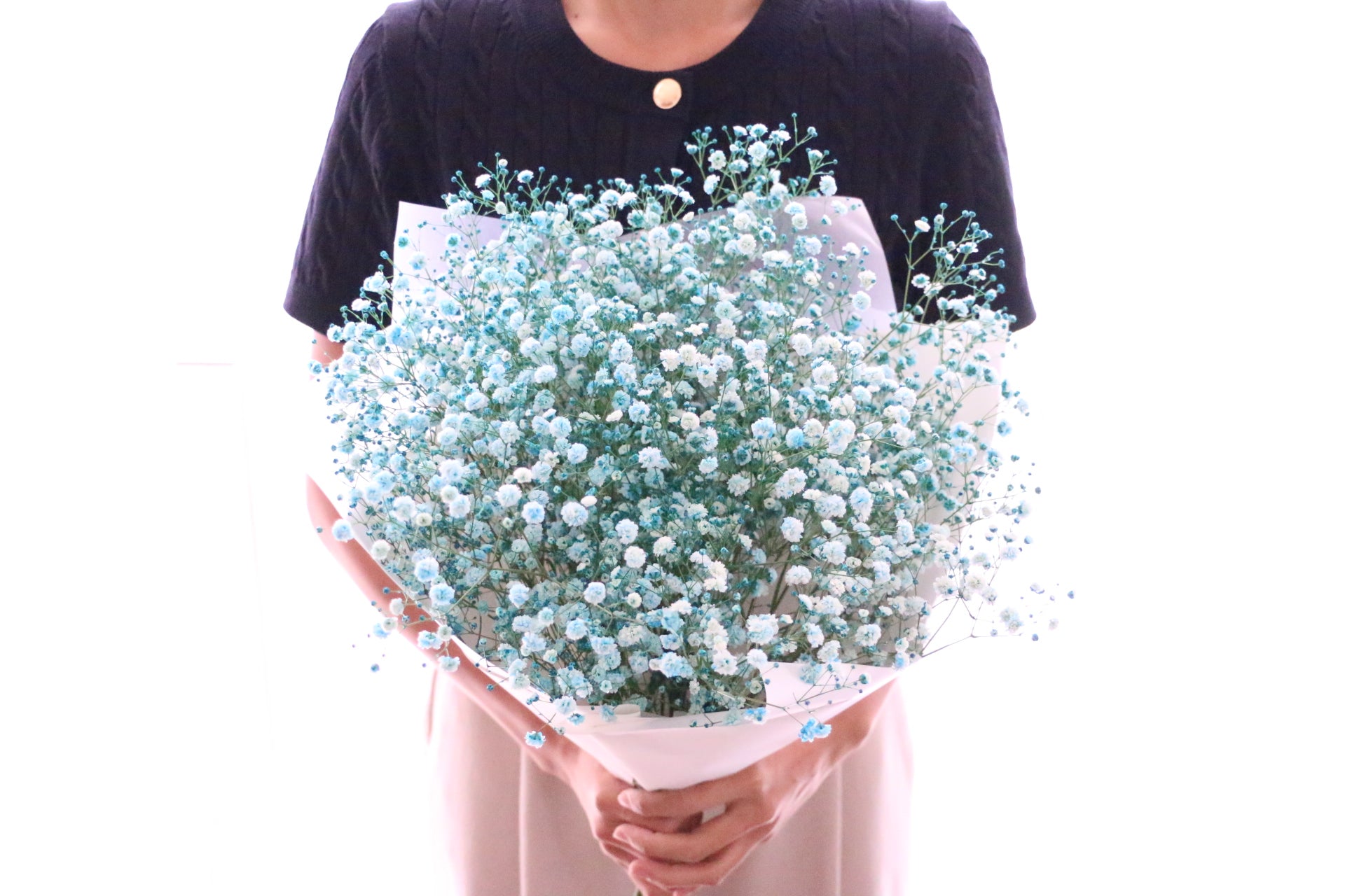 会場装花セット ブーケ×41 かすみ草×19 青い花×20 水色のカスミソウ（かすみ草）の花束 5,000円 Mサイズ – 花・花束の