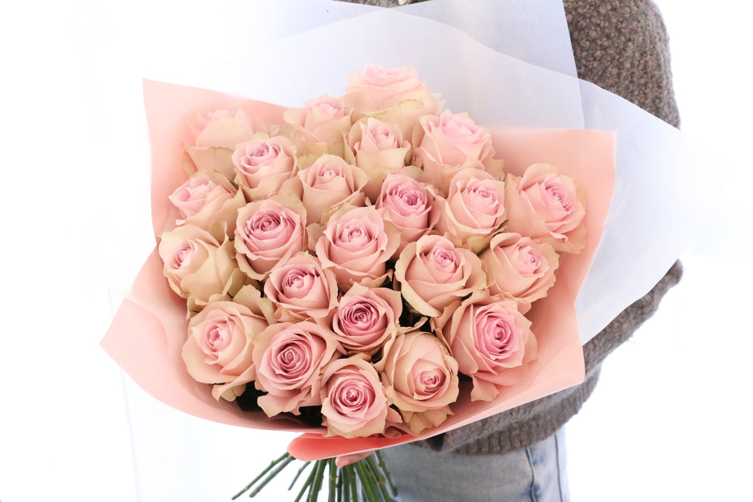 23本のピンク色のバラの花束-あなたと一緒にいたい