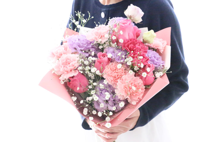 カスミソウ入り紫・ピンクの花束 8,000円