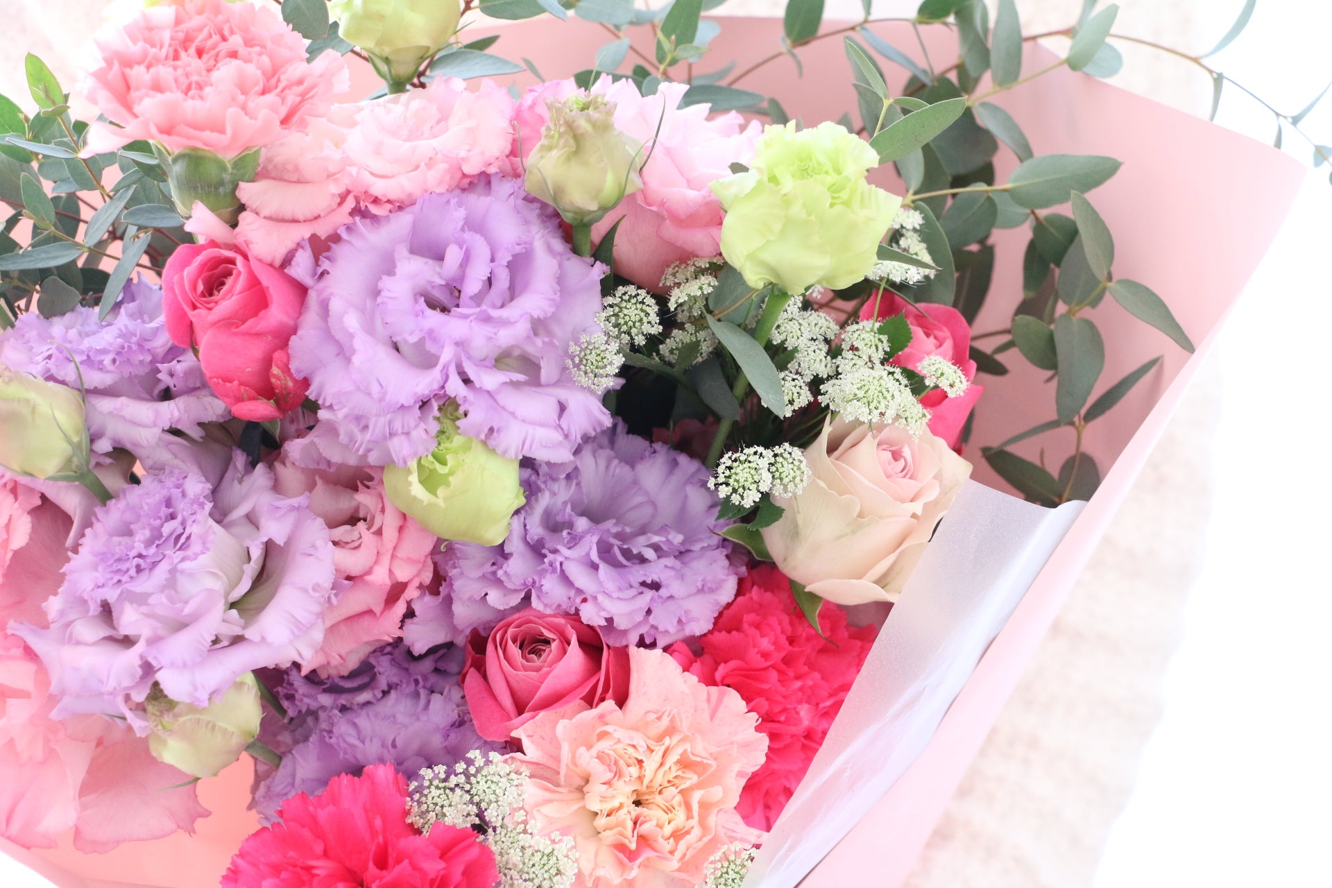 紫・ピンクの花束 10,000円 – 花・花束の通販サイト｜HanaTaku
