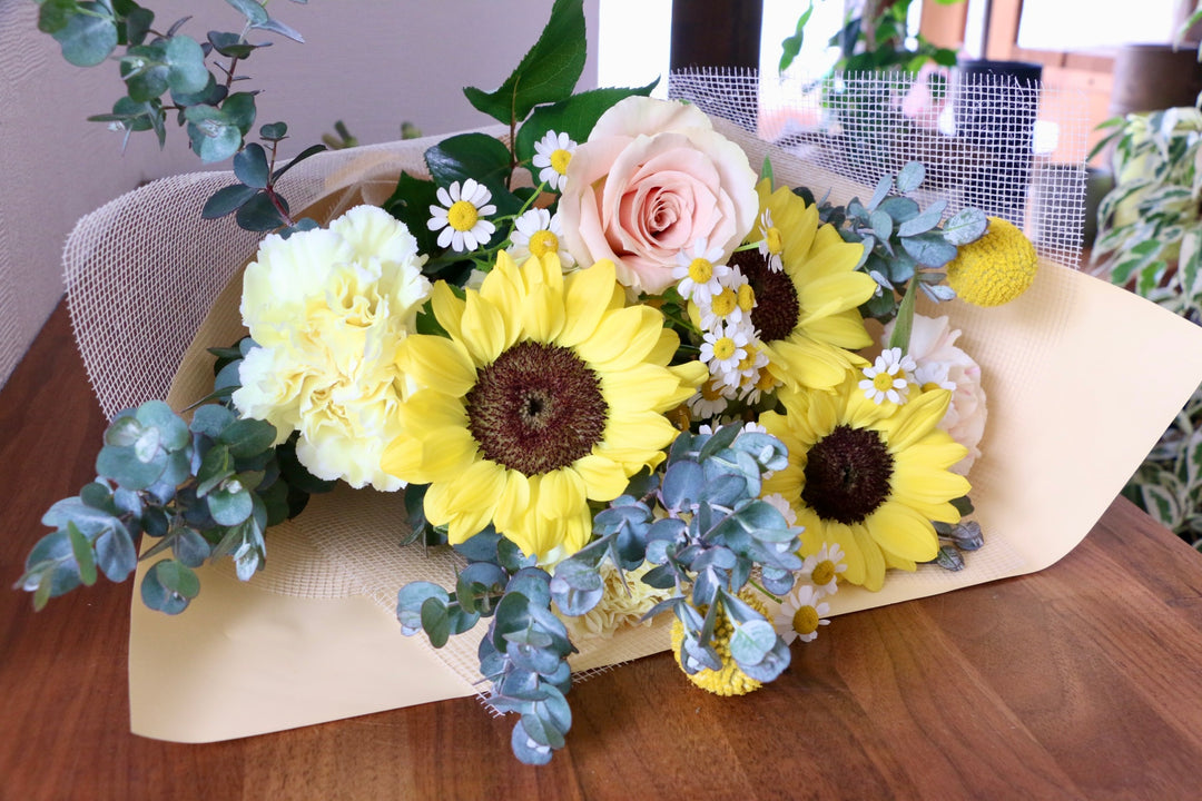 黄色のひまわりの花束 Mサイズ
