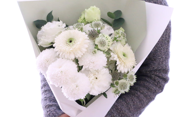 【供花】白色・グリーンのお供え花束 5,000円