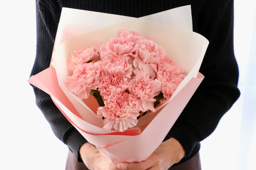 ピンクのカーネーションの花束（12本）-私の妻になってください