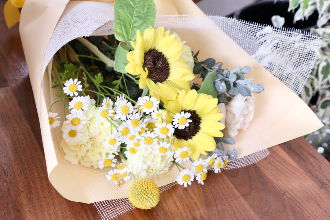 黄色のひまわりの花束 Sサイズ