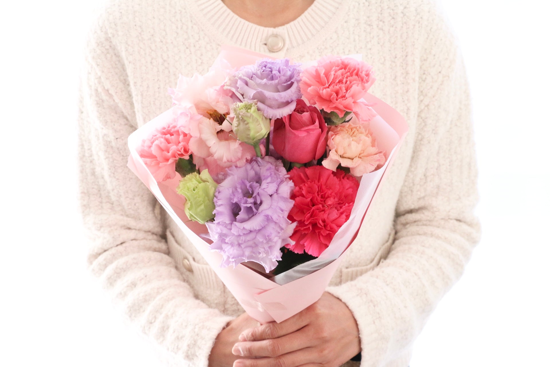 紫・ピンクの花束 3,000円 – 花・花束の通販サイト｜HanaTaku