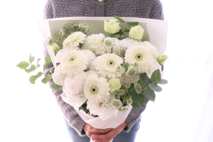 【供花】白色・グリーンのお供え花束 9,000円