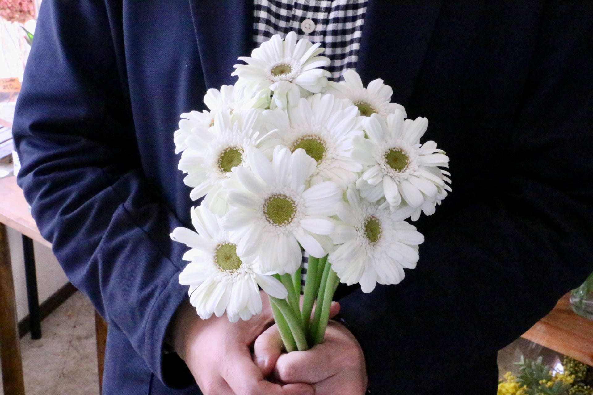 お値下げ、バカラ、小さな花束も素敵に飾れます。ペン立てにも。未使用 ds-matsushita-gerbera-colorful