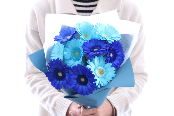 水色・青色のガーベラの花束（10本）