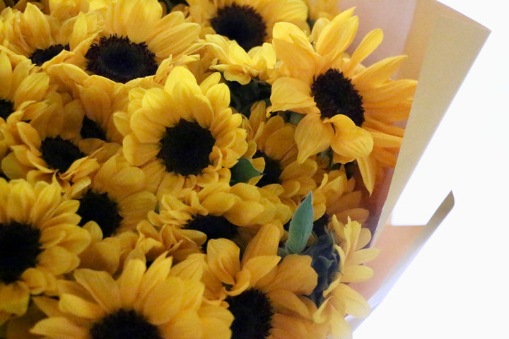 ひまわりの花束（99本）-永遠の愛