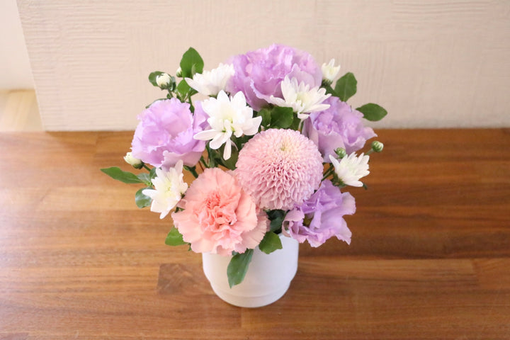 【供花】白色・ピンク色・紫色のお供えアレンジメント 3,000円