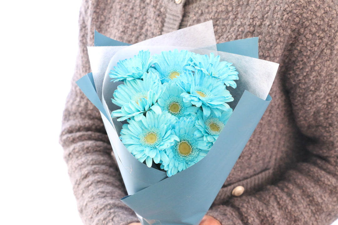 水色のガーベラの花束（9本）-いつまでも一緒にいてください