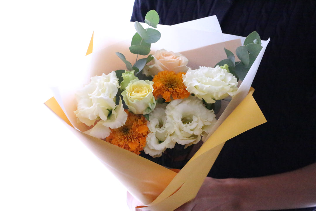 黄色・オレンジ色の花束 3,000円