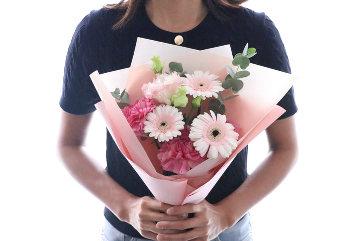 ピンクガーベラ入りの花束 Sサイズ 3,000円