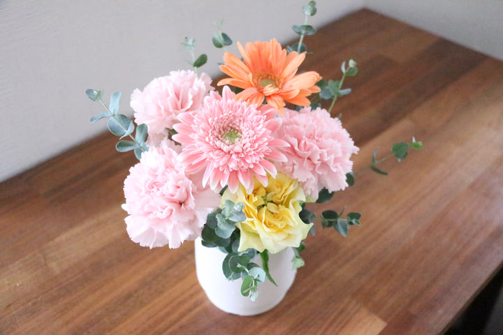 ピンク・黄色のアレンジメント  3,000円