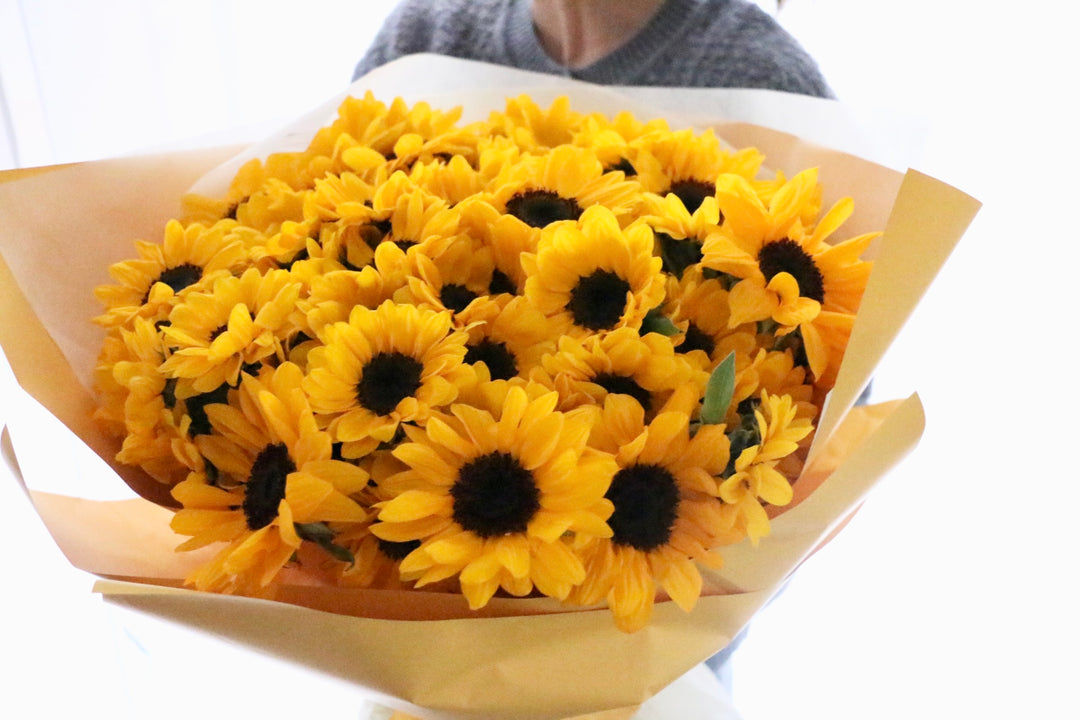 ひまわりの花束（99本）