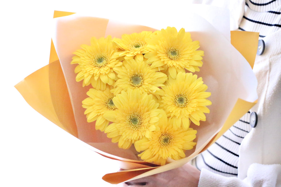 黄色のガーベラの花束（8本）-あなたの思いやりに感謝します