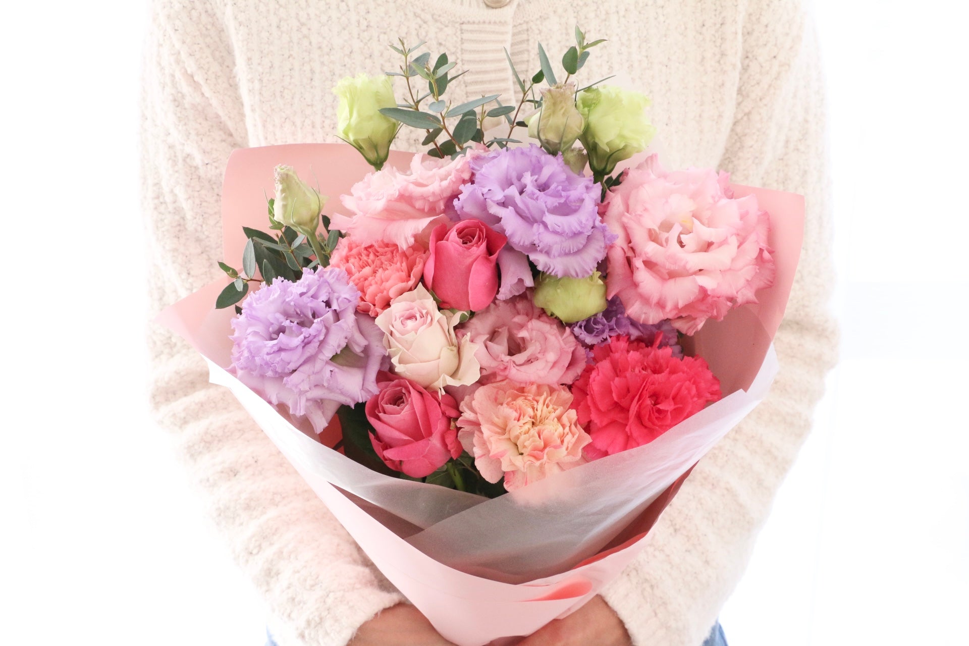 紫・ピンクの花束 5,000円 – 花・花束の通販サイト｜HanaTaku