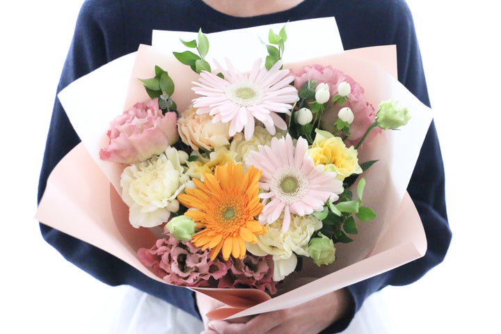 ピンク・黄色の花束  6,000円