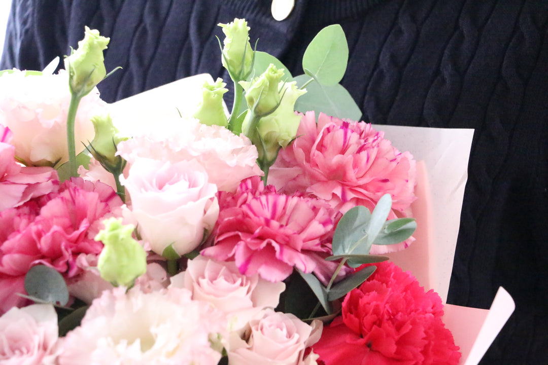 ピンク系の花束 9,000円