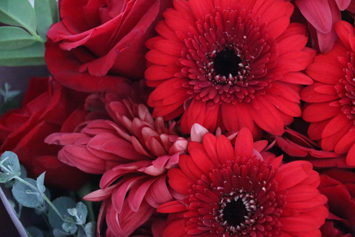 赤色の花束 9,000円