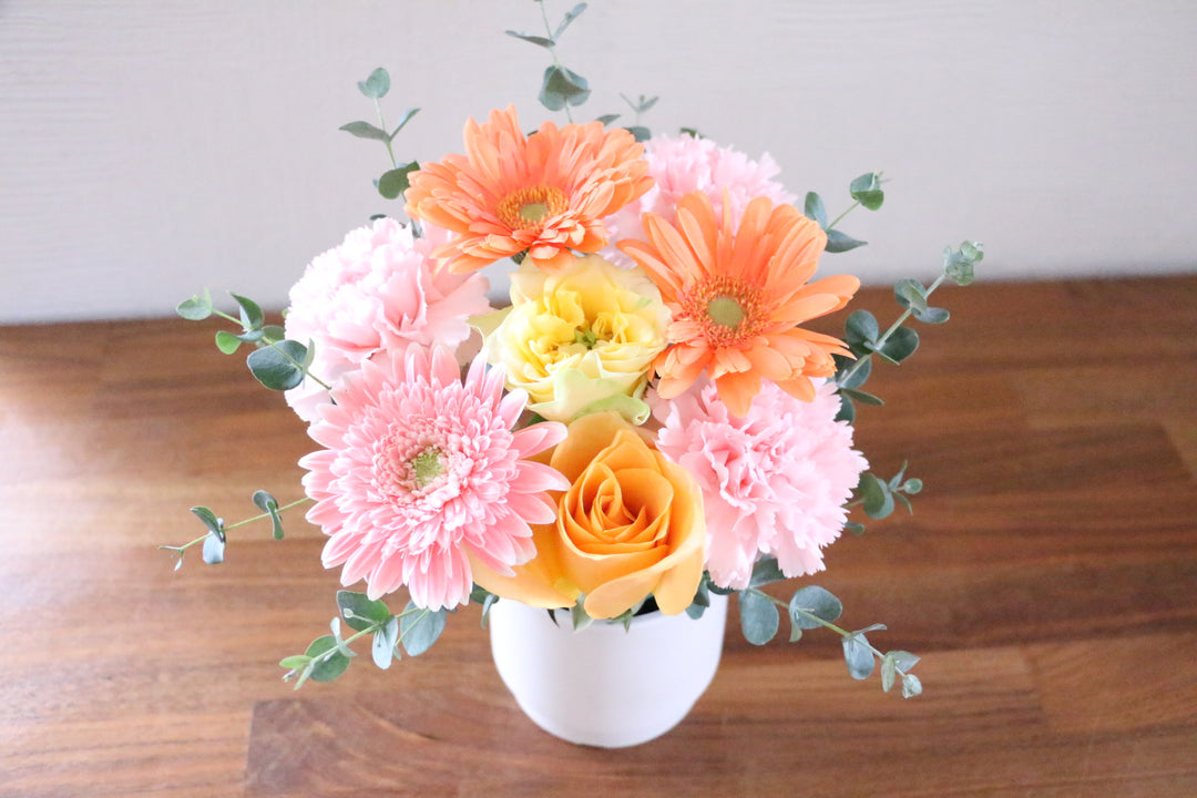 ピンク・黄色のアレンジメント  4,000円