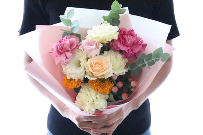 ピンク・黄色の花束  5,000円
