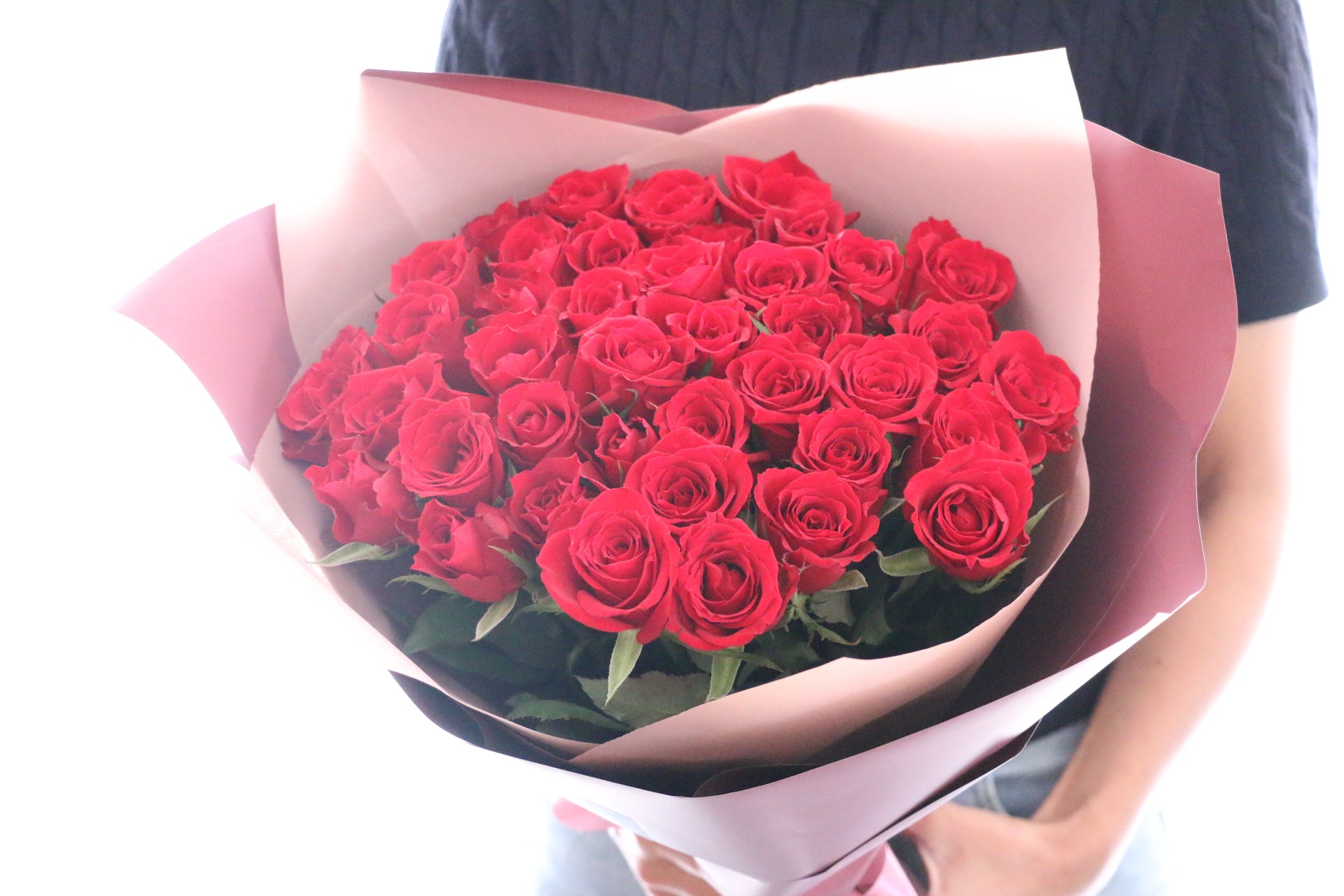 40本の赤いバラの花束-あなたに真実の愛を誓います – 花・花束の通販