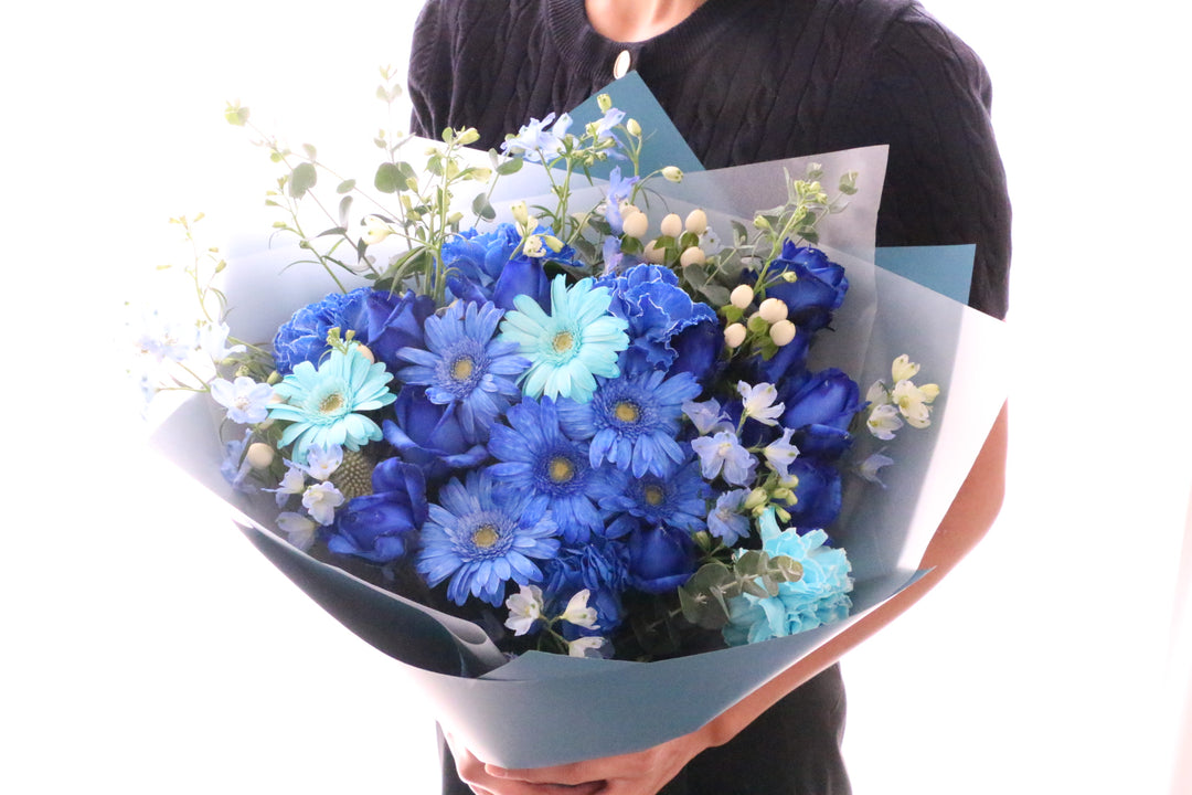 水色・青・白の花束 15,000円