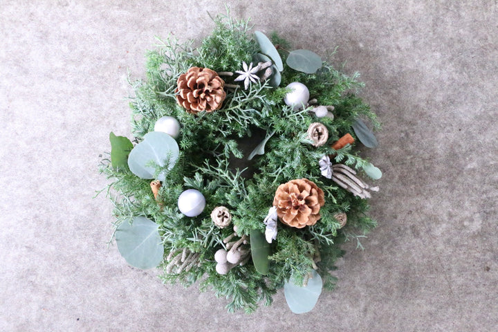 フレッシュクリスマスリース 生花 シルバー Sサイズ