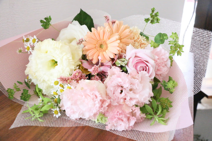 ピンク・黄色の花束　7,000円サイズ