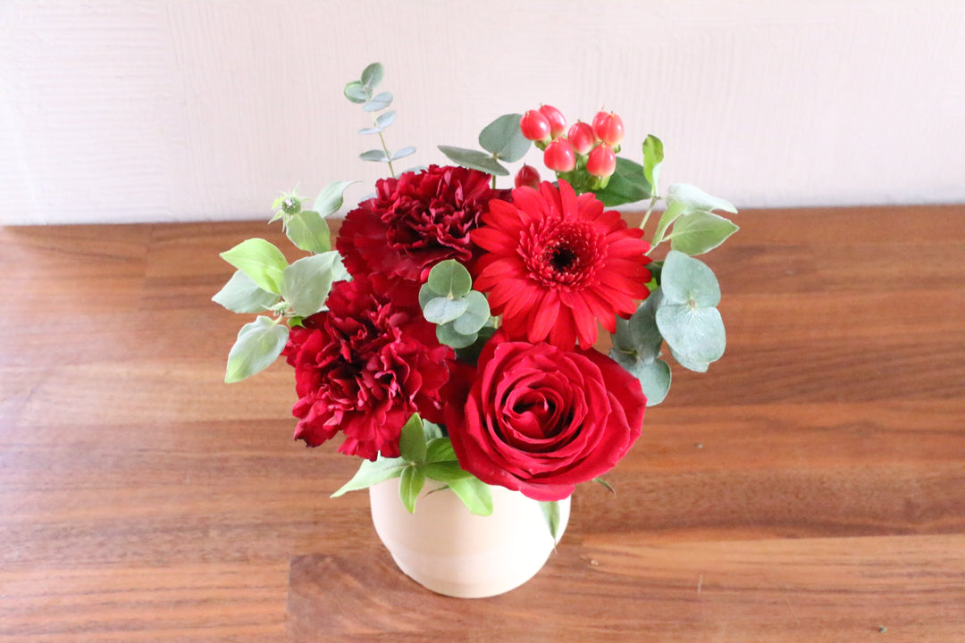 赤色のアレンジメント 3,000円