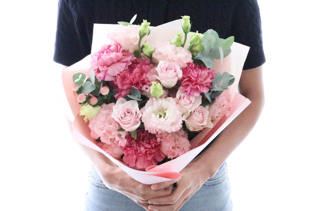 ピンク系の花束 8,000円