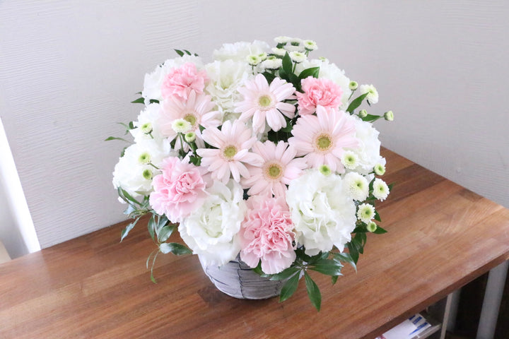【供花】白色・ピンク色のお供えアレンジメント 9,000円