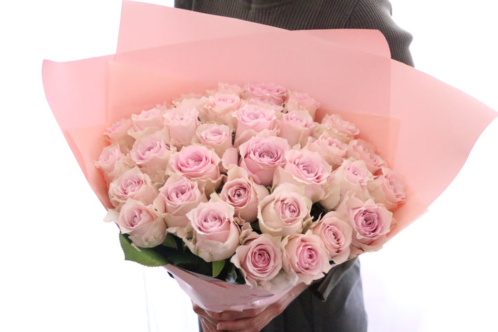 34本のピンク色のバラの花束-あなたに感謝しています