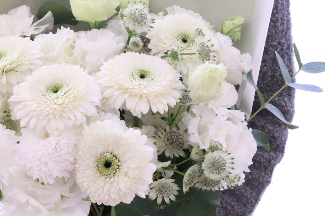 【供花】白色・グリーンのお供え花束 10,000円