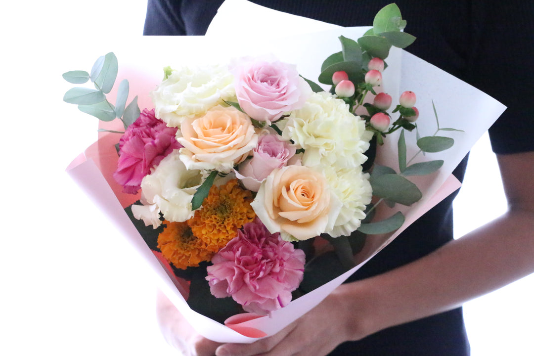 ピンク・黄色の花束  6,000円