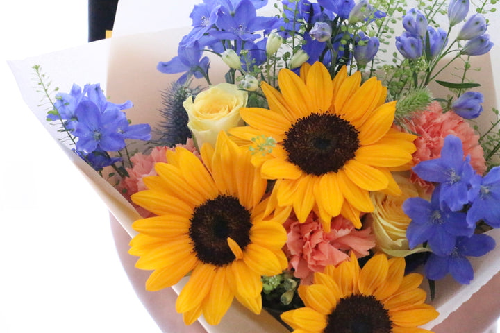 【父の日限定】ひまわり入り花束Mサイズ